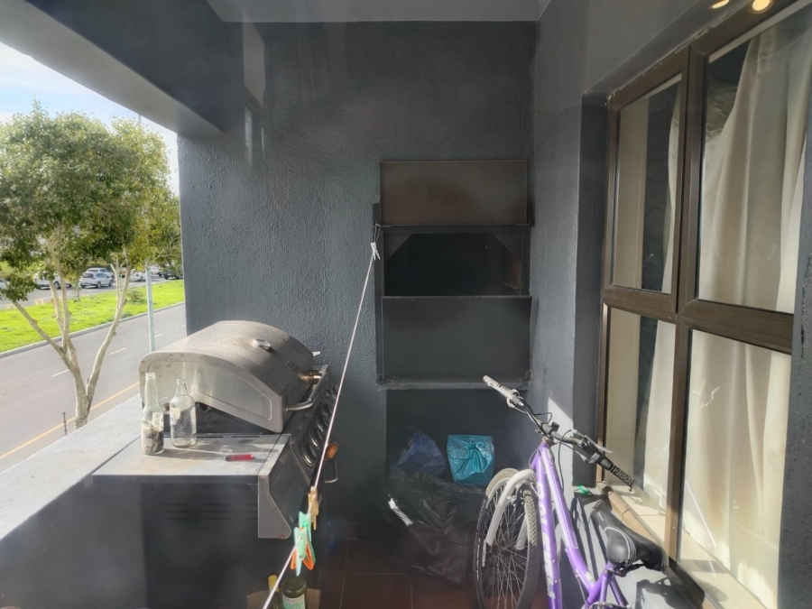 3 Bedroom Property for Sale in Parklands Western Cape